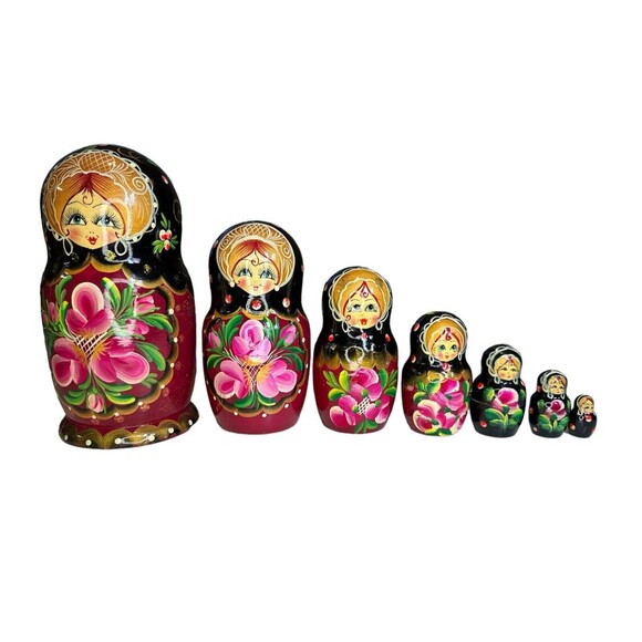 Russian Wood Nesting Dolls Matryoshka set 7 pcs. Hand-painted - Picture 1 of 8